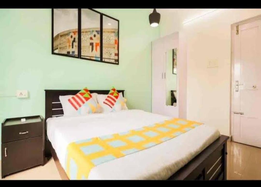The Solo Apartments Kadavanthra Kochi Eksteriør billede